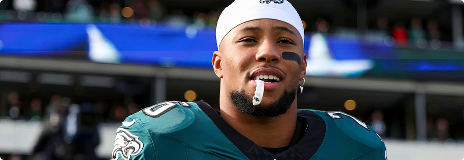 Football player wearing a TRUFIT mouthguard